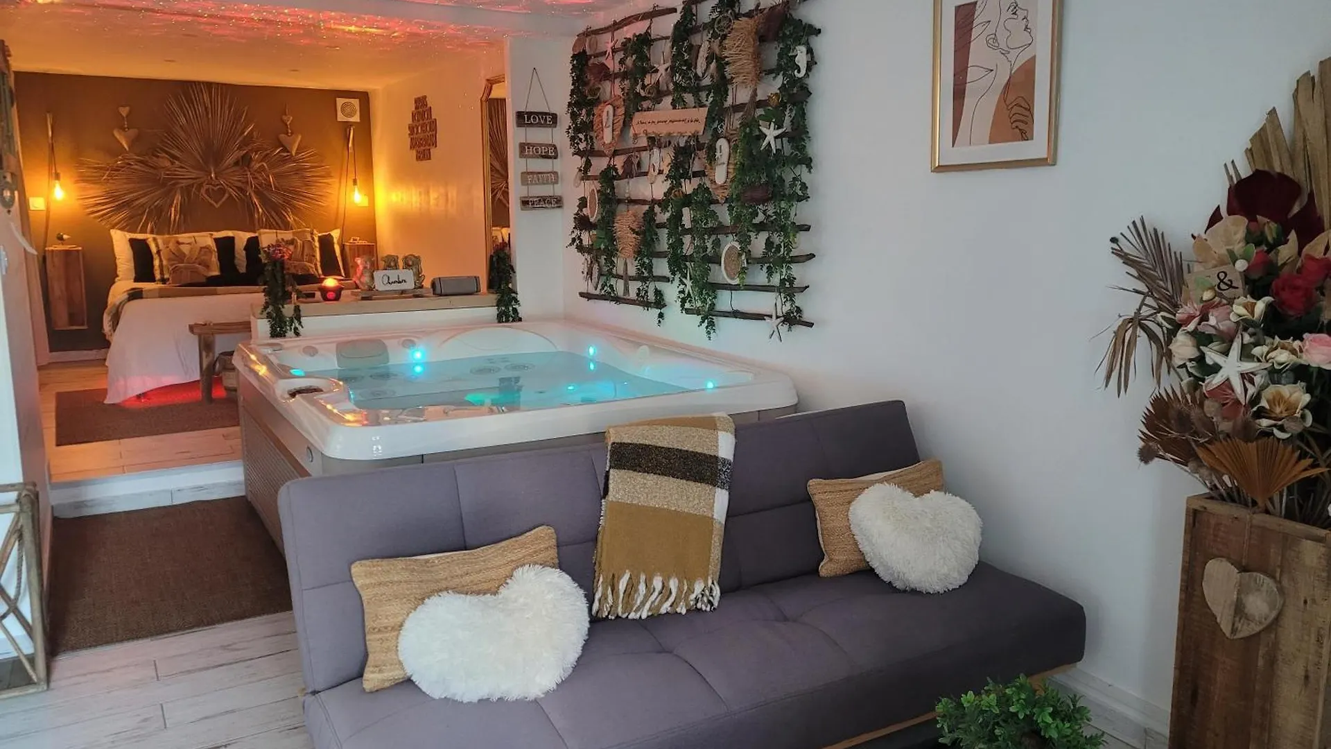 Suite & Spa Just Dream 28 Six-Fours-les-Plages Apartment